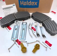 SAF SBS2220H20 PAD KIT (LH/RH) Cu-FREE SRK 03057009600 03057009601 03057009703 thumbnail 1